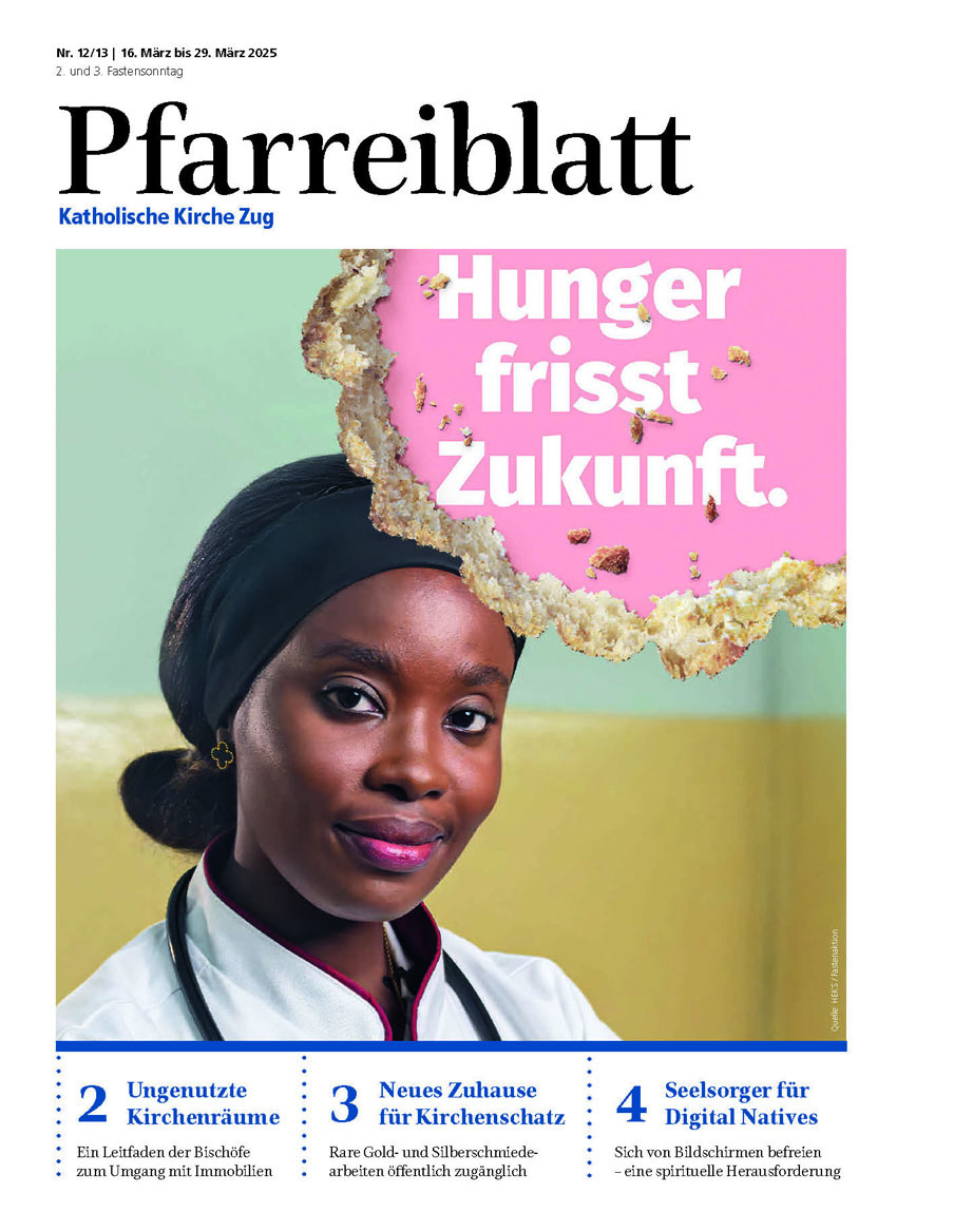 Titelseite des Pfarreiblattes mit Ausgabeangabe, Titelthemen und einem Bild.