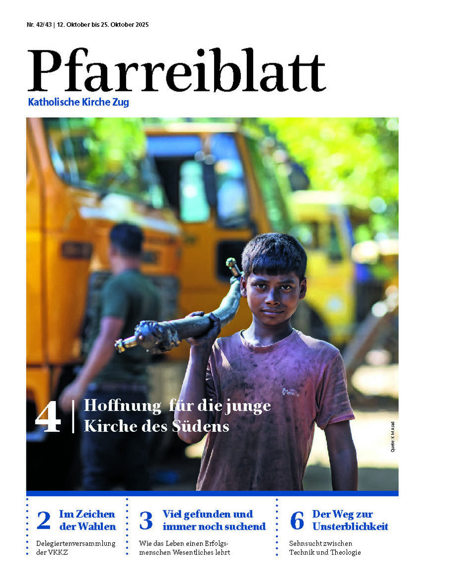 Titelseite des Pfarreiblattes mit Ausgabeangabe, Titelthemen und einem Bild.