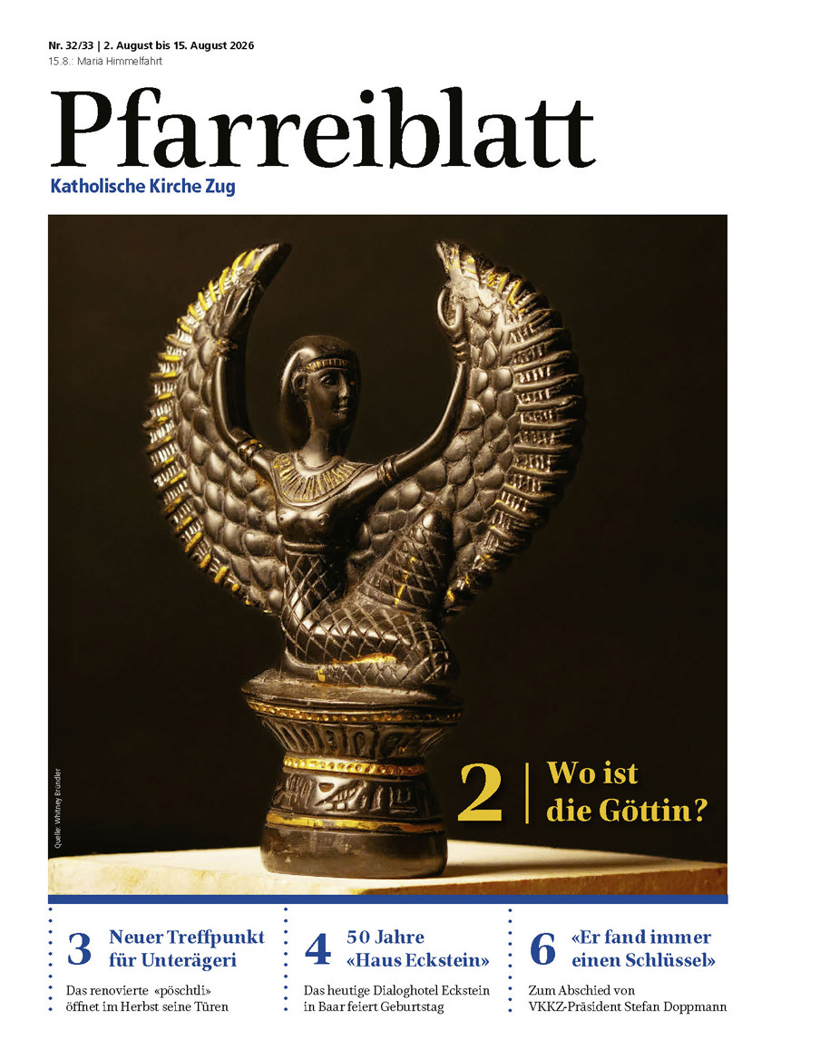 Titelseite des Pfarreiblattes mit Ausgabeangabe, Titelthemen und einem Bild.
