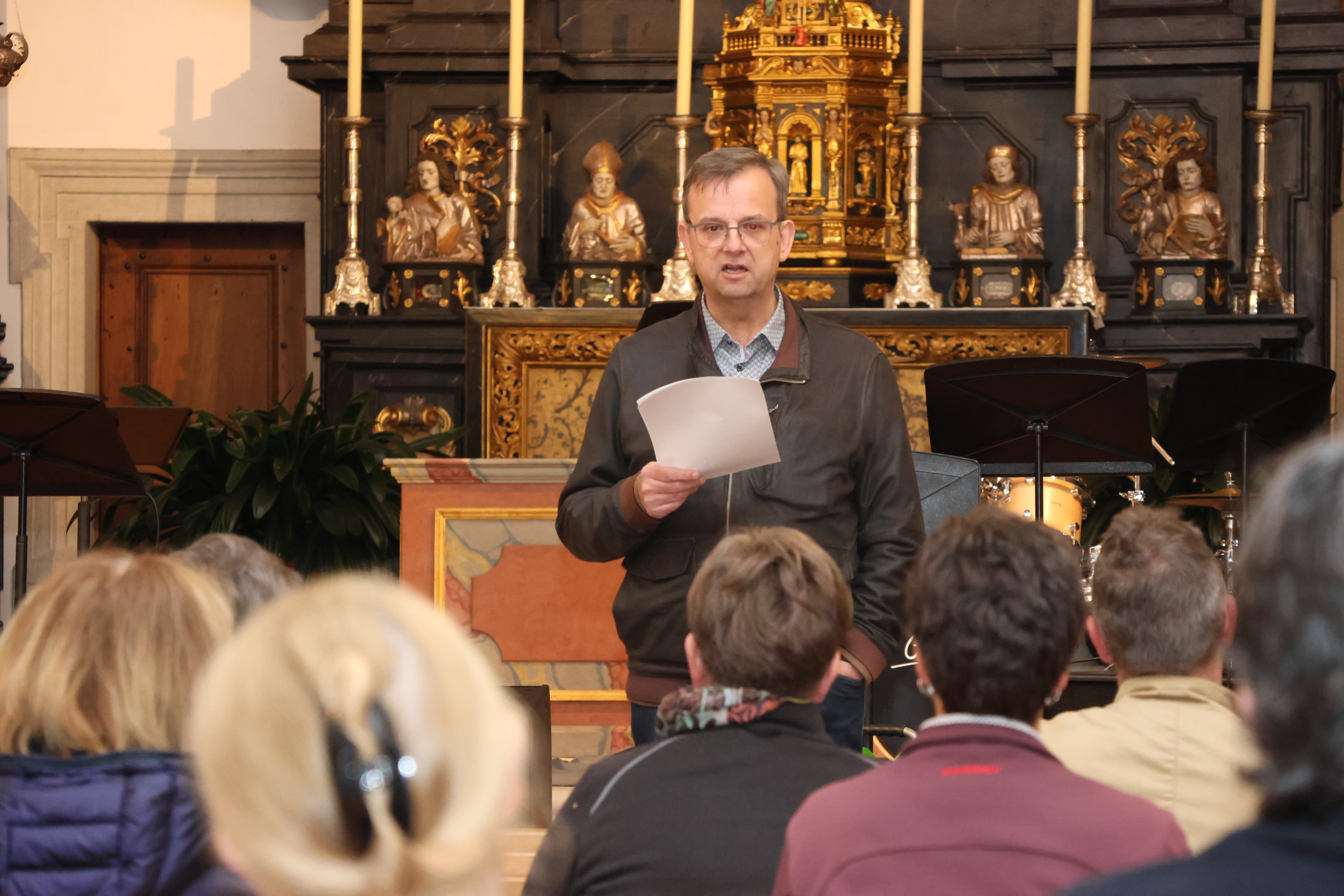 Thomas Inglin in Unterägeri mit Gedanken zu Freundschaft und Liebe. Foto: Arnold Landtwing